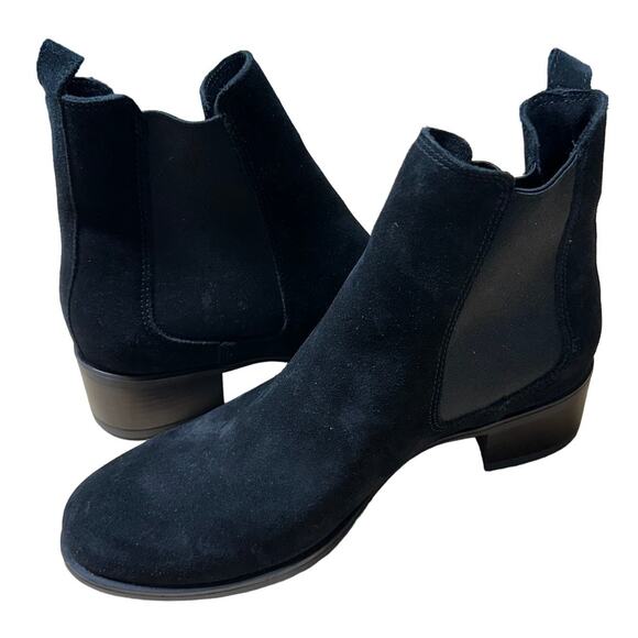 La Canadienne NWOB Honor Suede Black Ankle Chelsea Bootie Size 9.5M Block Heel - Picture 6 of 9